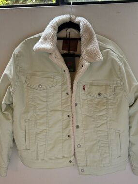 Levi’s Sherpa Trucker Jacket Sea Green Corduroy NWT Size Large